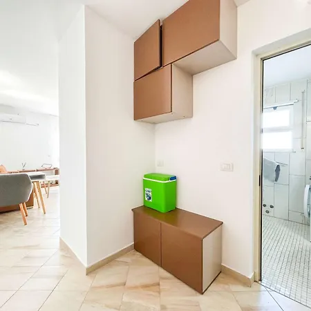 Apartment 1 Bedroom 637